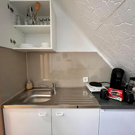 Primetime Suite Fuer 2 Mit Kueche Essen Exterior photo